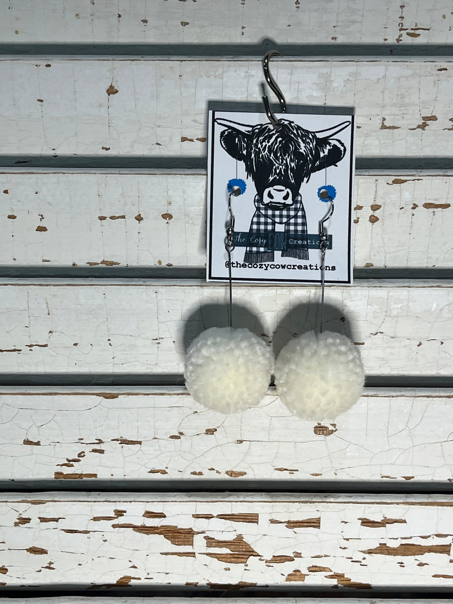 Small White Poms